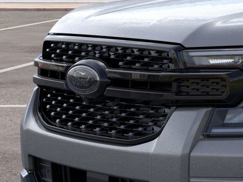 New 2026 Carbonized Gray Metallic Ford XLT image 39