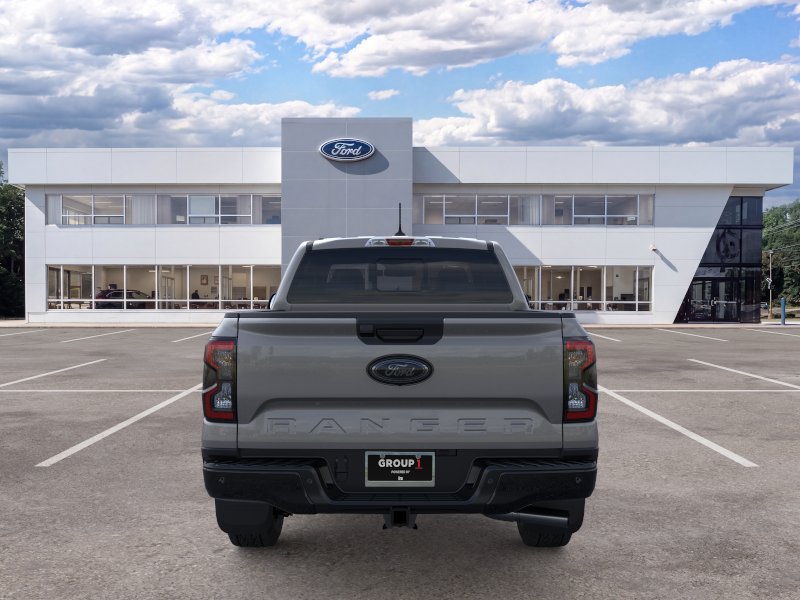 New 2026 Carbonized Gray Metallic Ford XLT image 27
