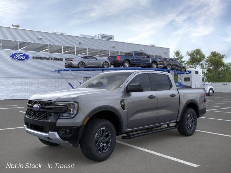 New 2026 Carbonized Gray Metallic Ford XLT image 2