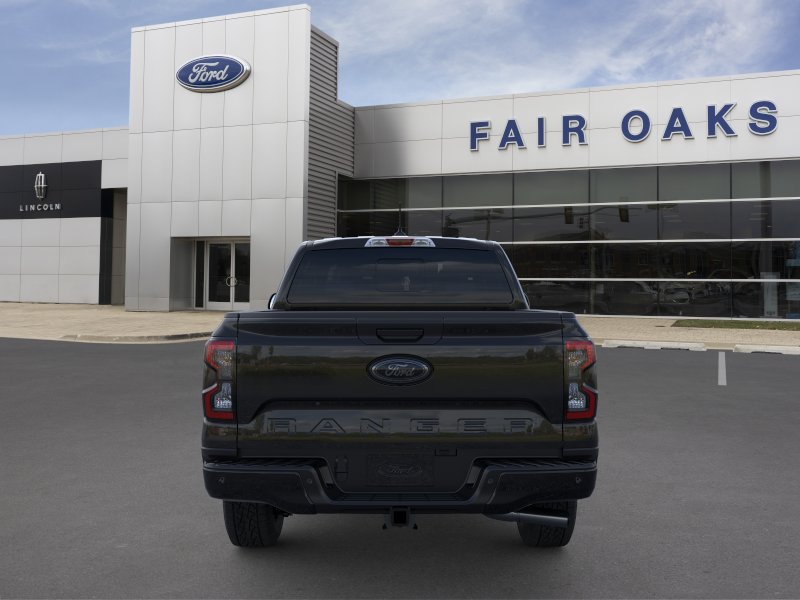 New 2026 Shadow Black Ford XLT image 5