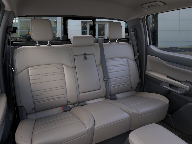 New 2025 Oxford White Ford Lariat image 48