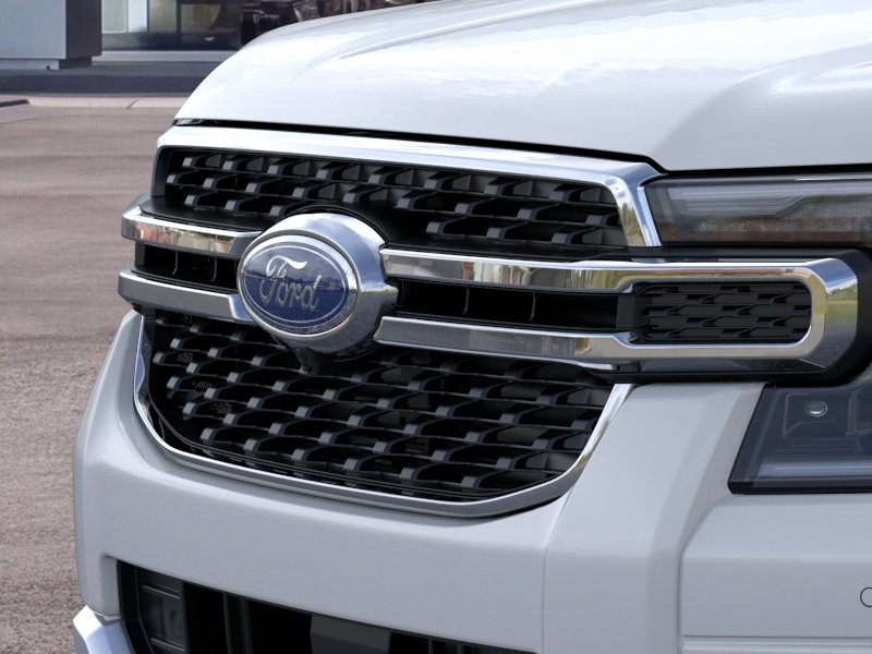 New 2025 Oxford White Ford Lariat image 54