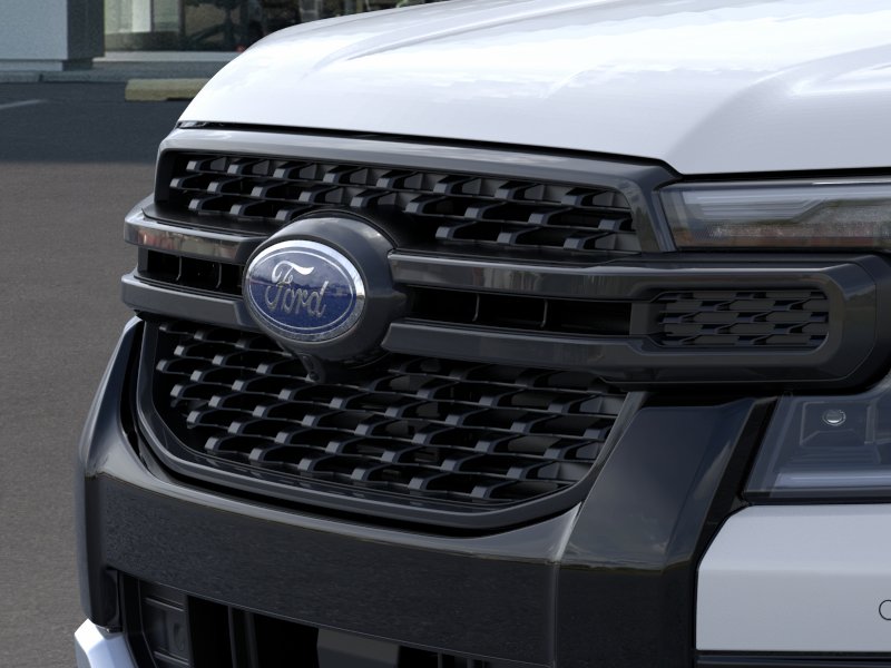 New 2025 Oxford White Ford Lariat image 54