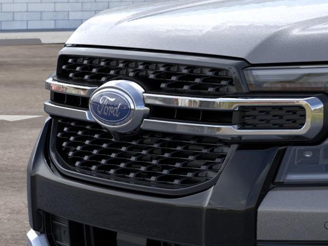 New 2026 Carbonized Gray Metallic Ford LARIAT image 39