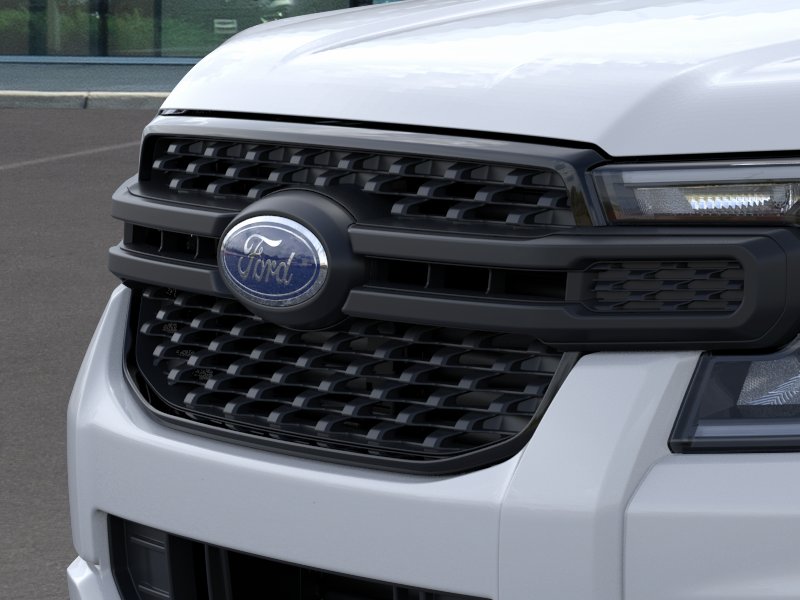 New 2026 Oxford White Ford XL image 17
