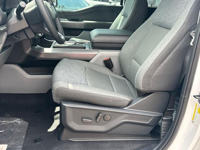 New 2026 Oxford White Ford XLT image 44