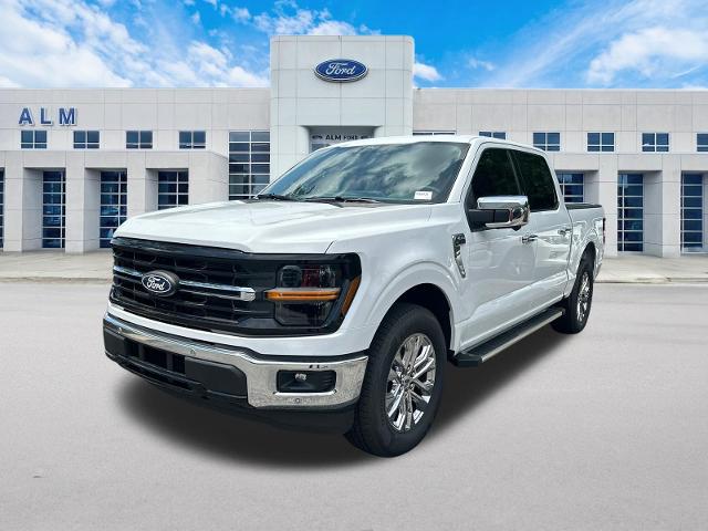 New 2026 Oxford White Ford XLT image 35