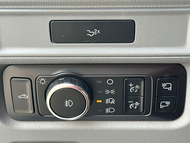 New 2026 Oxford White Ford XLT image 66