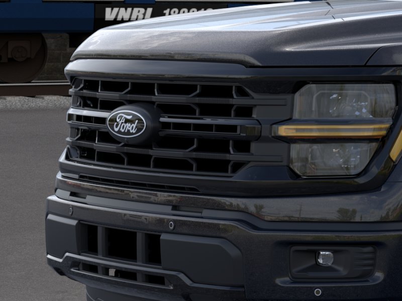 New 2026 Agate Black Metallic Ford XLT image 39