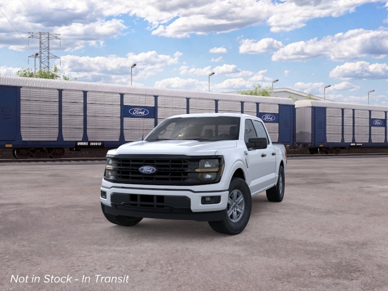 New 2026 Oxford White Ford XLT image 2