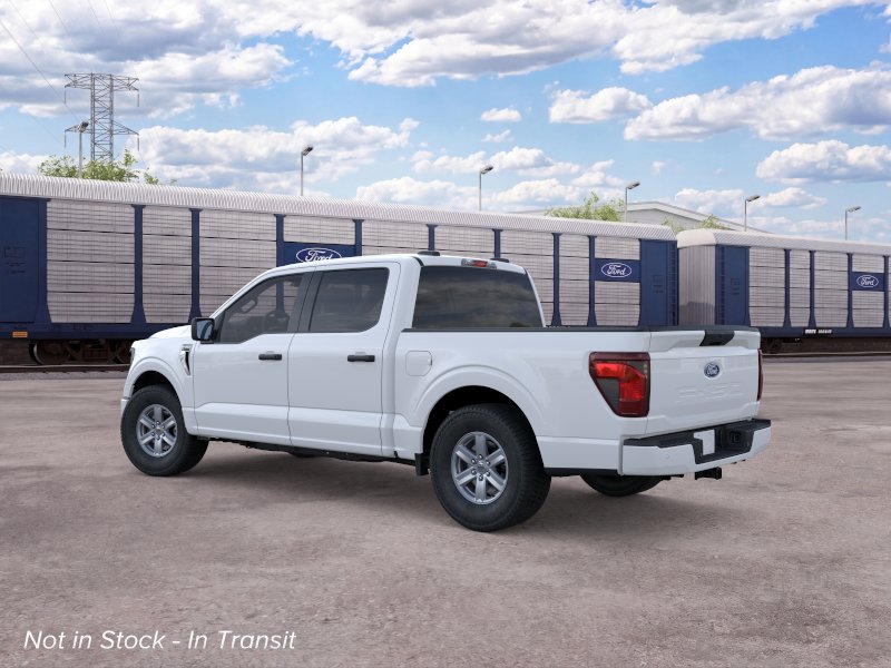 New 2026 Oxford White Ford XLT image 4
