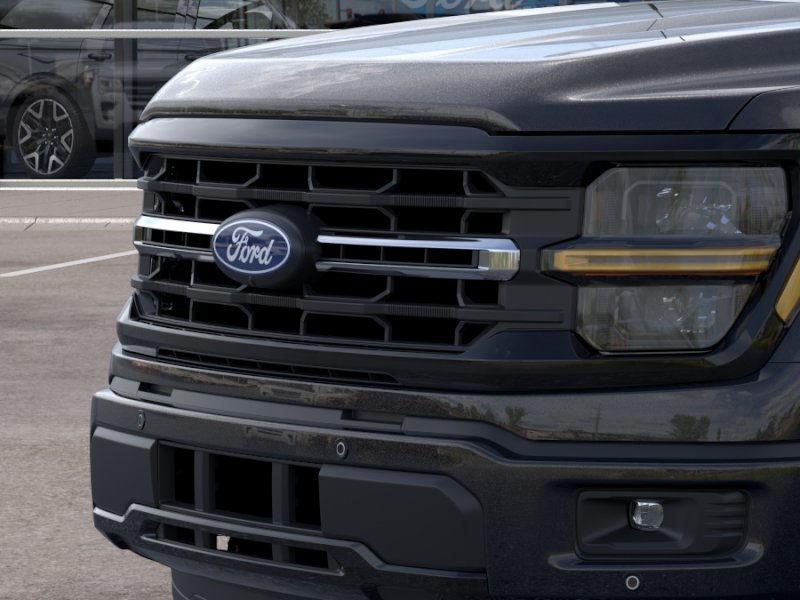 New 2026 Agate Black Metallic Ford XLT image 39
