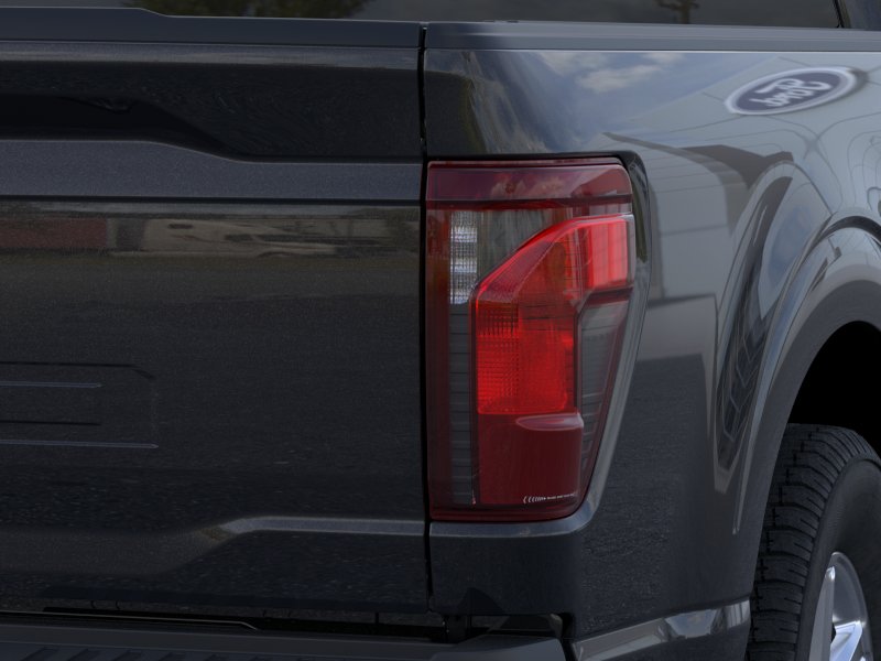 New 2026 Agate Black Metallic Ford XLT image 43