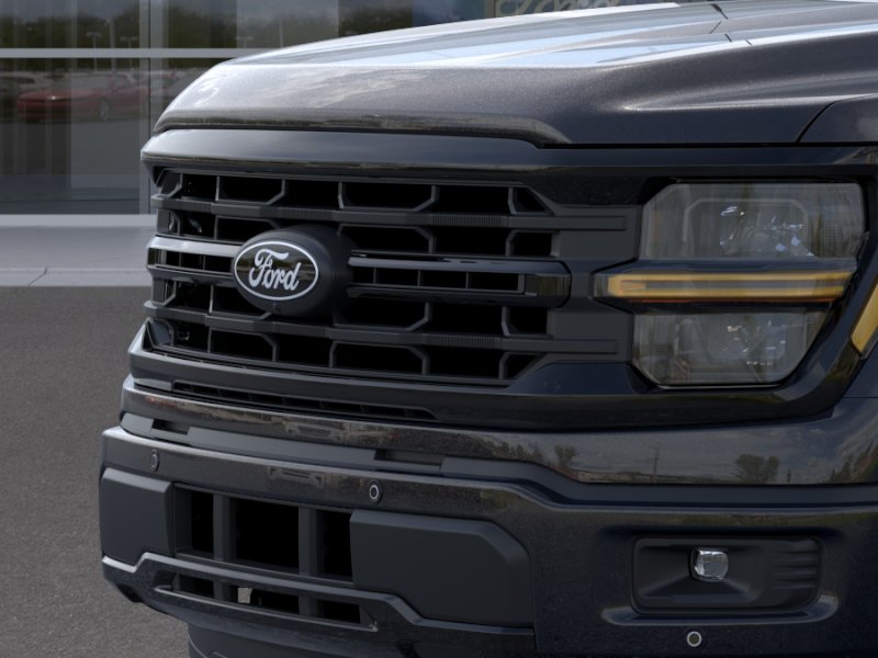 New 2026 Agate Black Metallic Ford XLT image 39