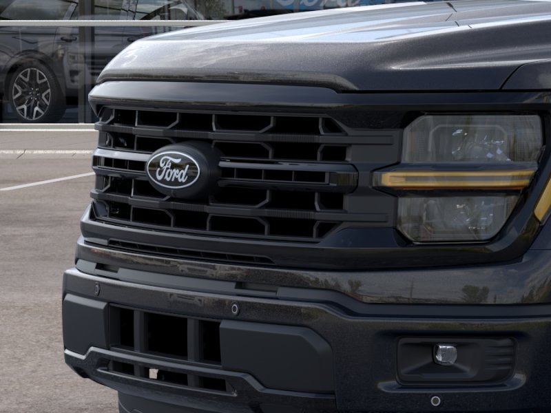 New 2026 Agate Black Metallic Ford XLT image 39