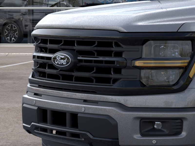 New 2026 Carbonized Gray Metallic Ford XLT image 39