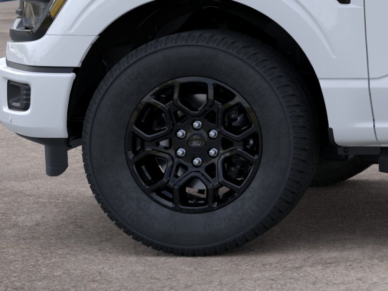 New 2026 Oxford White Ford XLT image 41