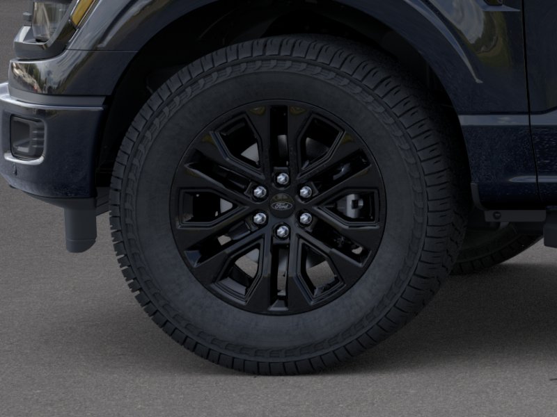 New 2026 Agate Black Metallic Ford XLT image 41