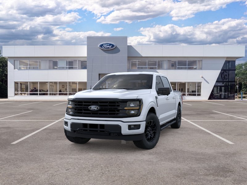 New 2026 Oxford White Ford XLT image 24