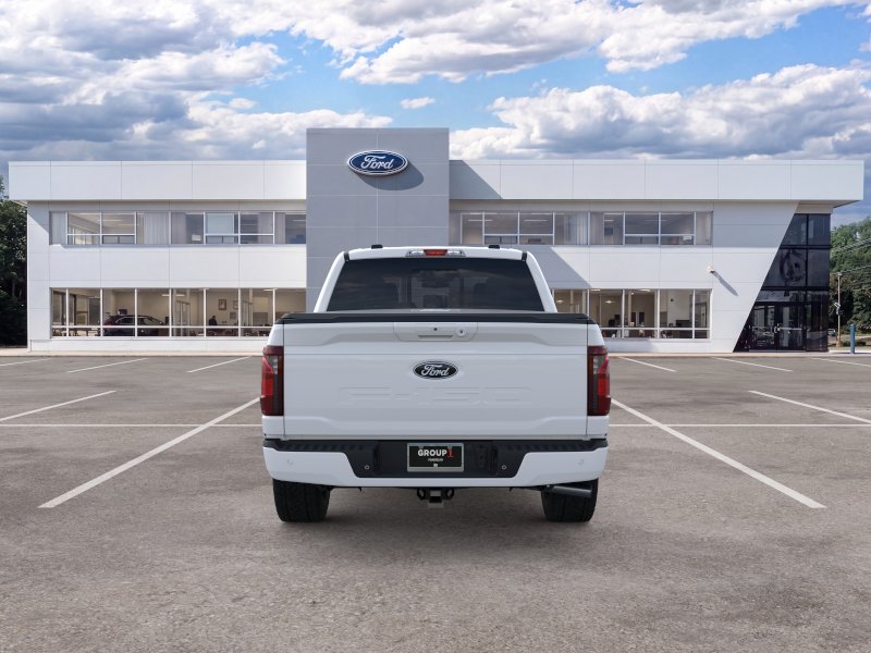 New 2026 Oxford White Ford XLT image 27