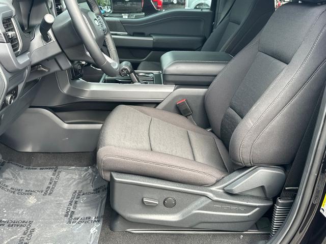 New 2026 Agate Black Metallic Ford XLT image 10