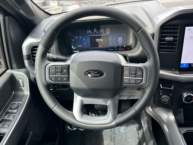 New 2026 Agate Black Metallic Ford XLT image 24