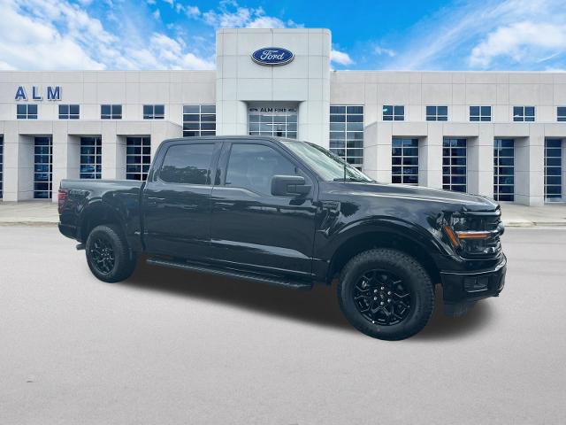New 2026 Agate Black Metallic Ford XLT image 4