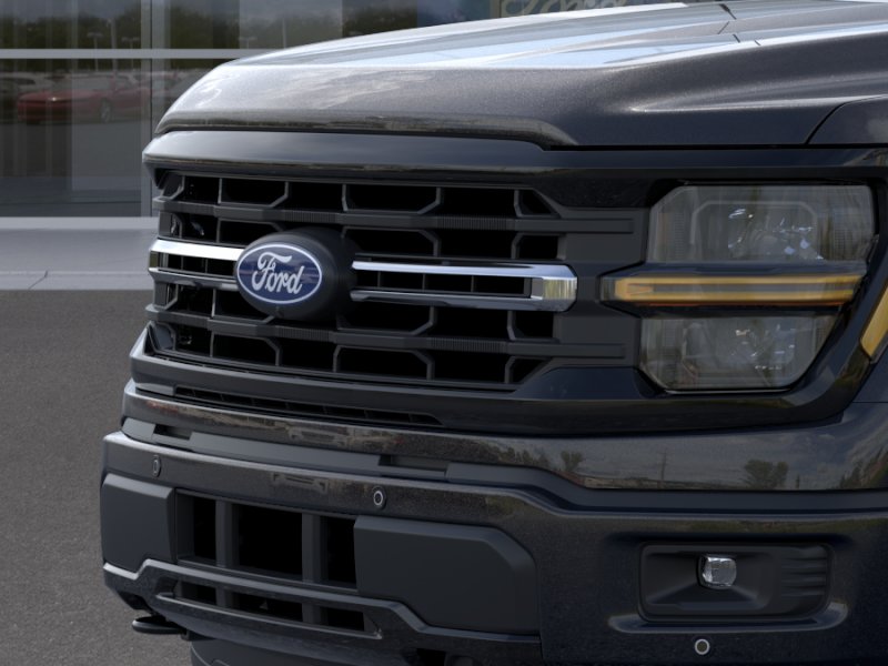 New 2026 Agate Black Metallic Ford XLT image 39