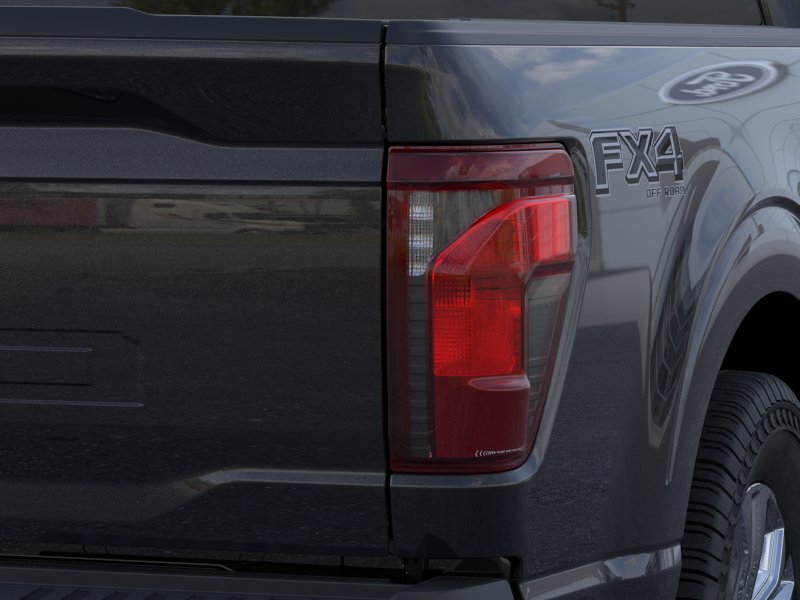 New 2026 Agate Black Metallic Ford XLT image 21