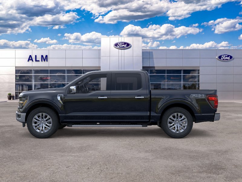 New 2026 Agate Black Metallic Ford XLT image 3