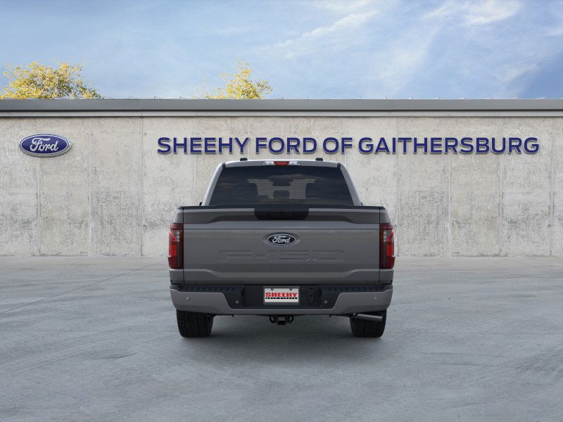New 2026 Carbonized Gray Metallic Ford XLT image 6