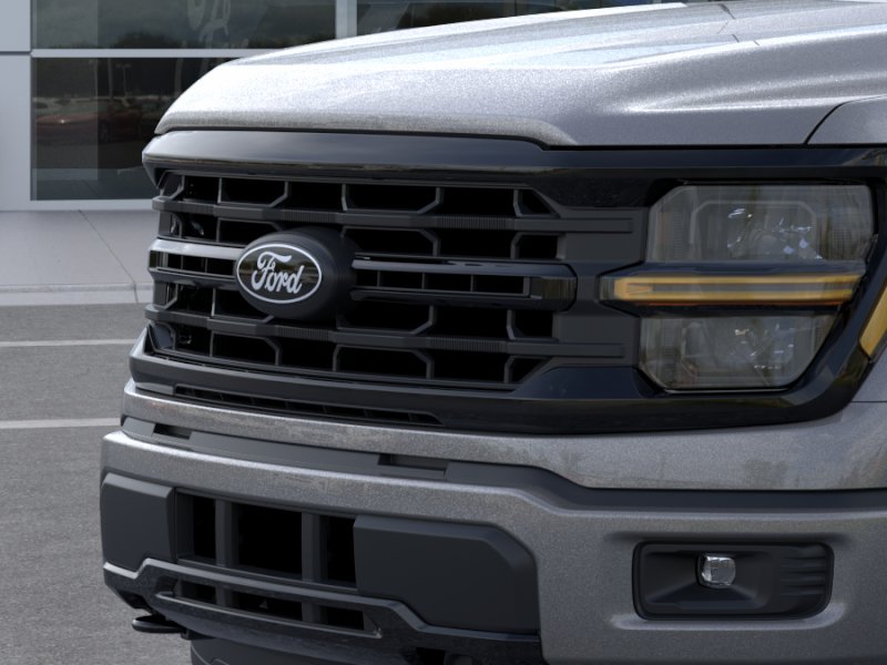 New 2026 Carbonized Gray Metallic Ford XLT image 37