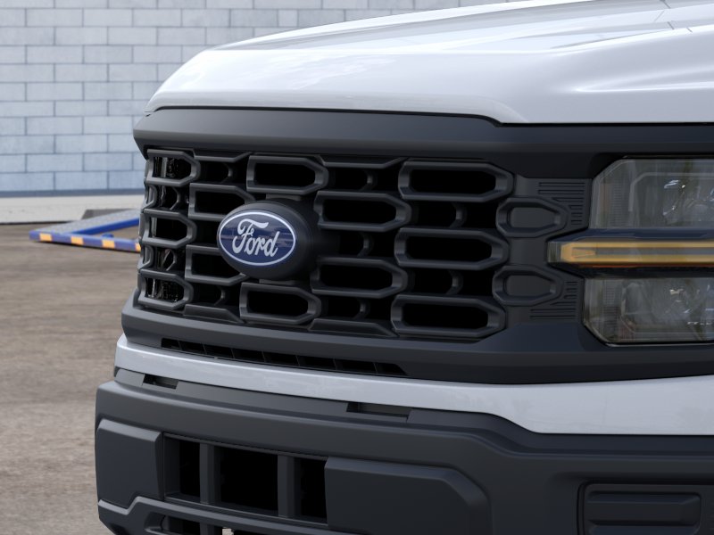 New 2026 Oxford White Ford XL image 39