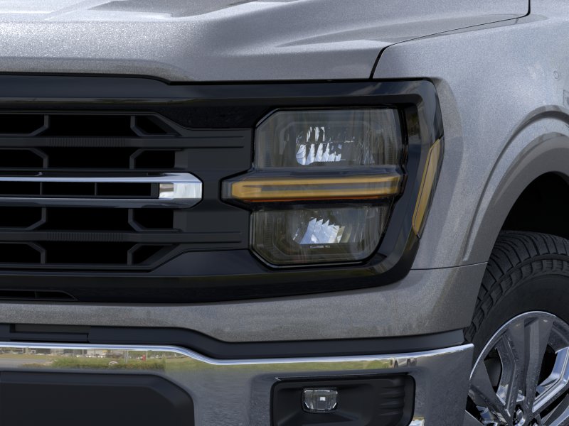 New 2026 Carbonized Gray Metallic Ford XLT image 40