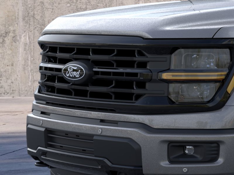 New 2026 Carbonized Gray Metallic Ford XLT image 17