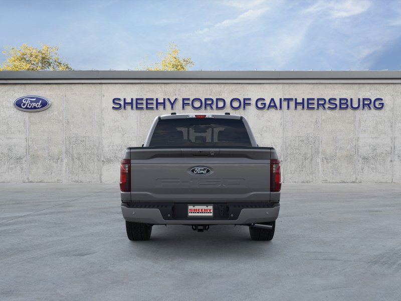 New 2026 Carbonized Gray Metallic Ford XLT image 6