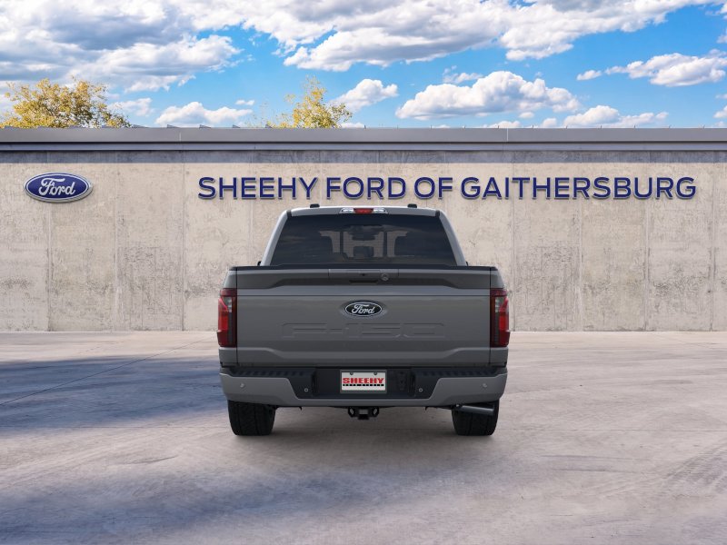 New 2026 Carbonized Gray Metallic Ford XLT image 6