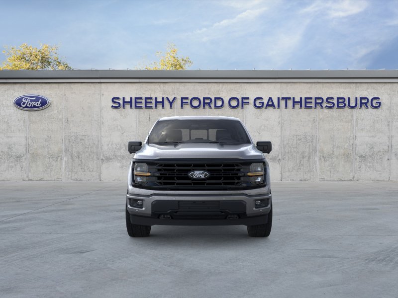 New 2026 Carbonized Gray Metallic Ford XLT image 7