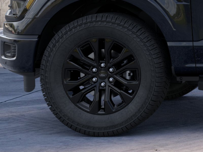New 2026 Agate Black Metallic Ford XLT image 41