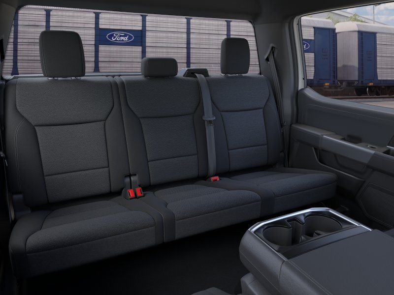 New 2026 Oxford White Ford XLT image 33