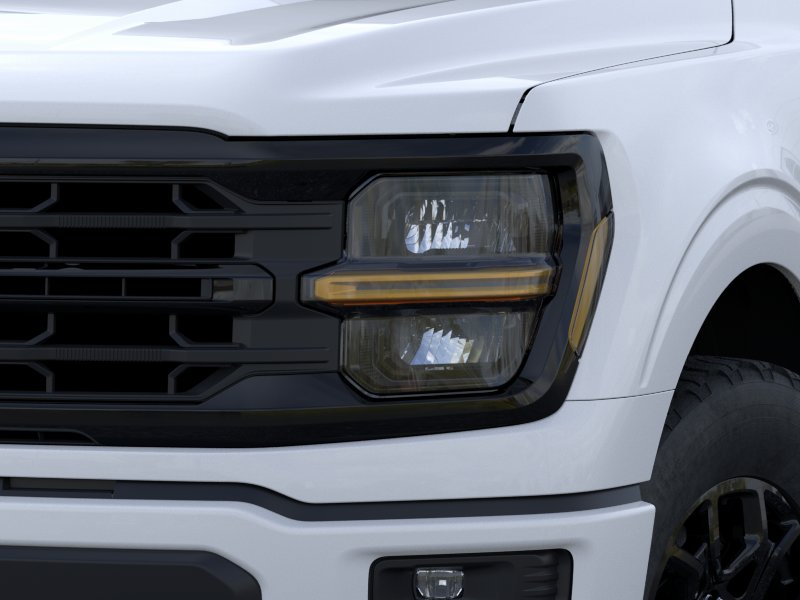 New 2026 Oxford White Ford XLT image 40