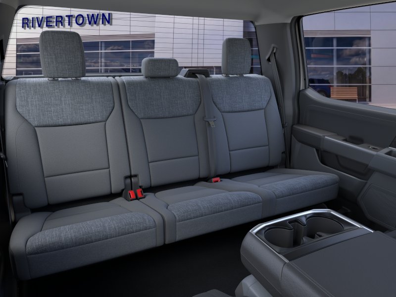 New 2026 Iconic Silver Metallic Ford XLT image 33