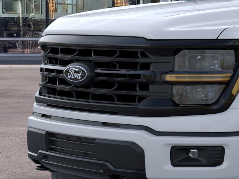 New 2026 Oxford White Ford XLT image 53