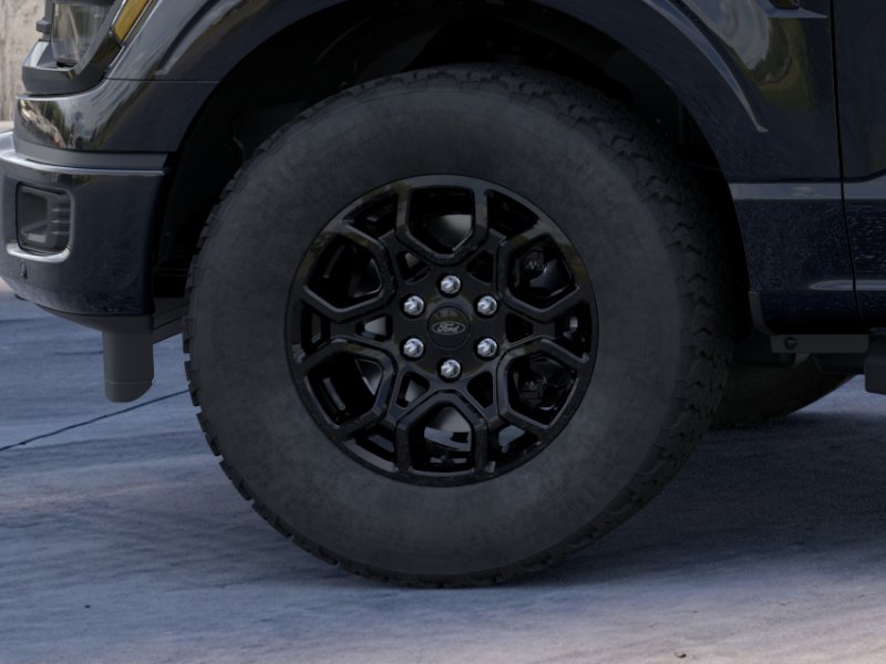 New 2026 Agate Black Metallic Ford XLT image 41