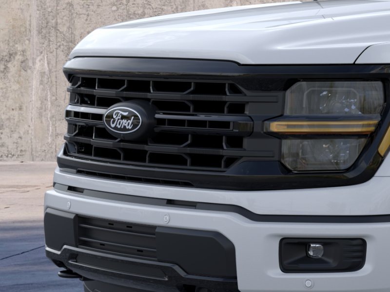 New 2026 Oxford White Ford XLT image 39
