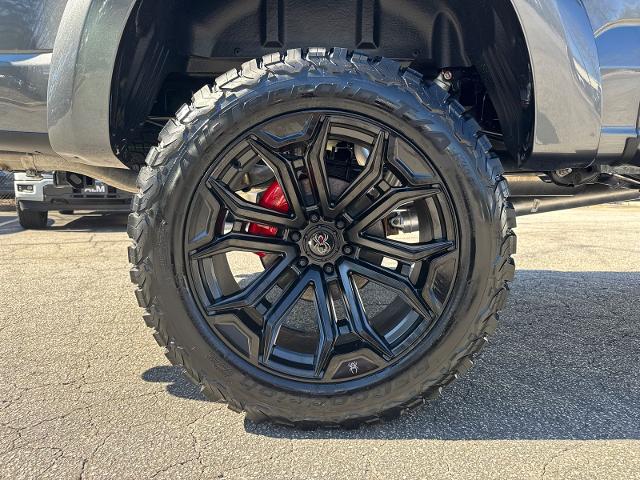 New 2026 Carbonized Gray Metallic Ford XLT image 55