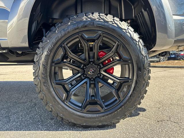 New 2026 Carbonized Gray Metallic Ford XLT image 57