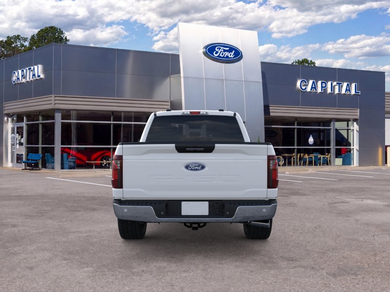 New 2026 Oxford White Ford XLT image 5