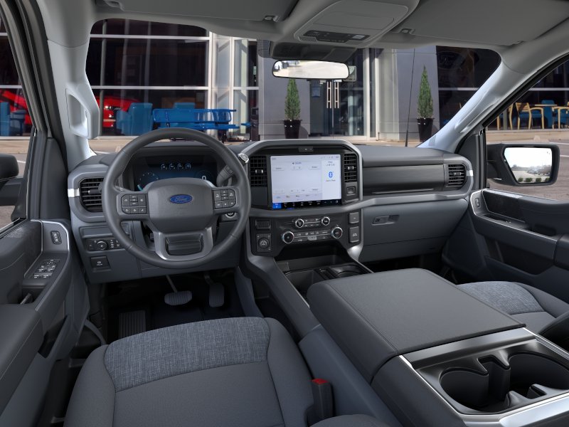 New 2026 Oxford White Ford XLT image 9
