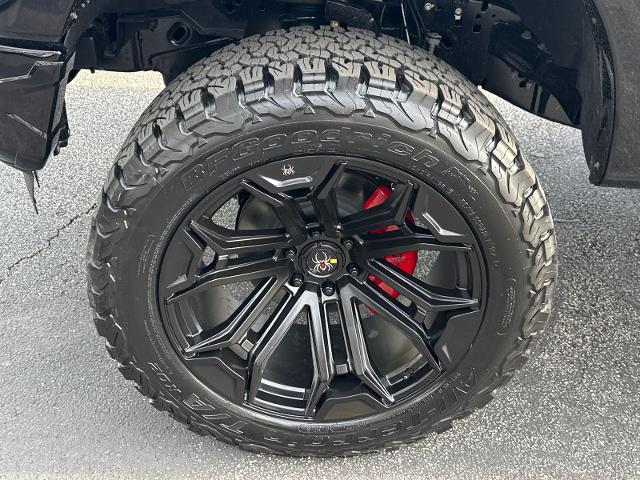 New 2026 Agate Black Metallic Ford XLT image 13